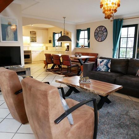 Villa Buiten 130 Met Sauna カラントスウオーフ エクステリア 写真
