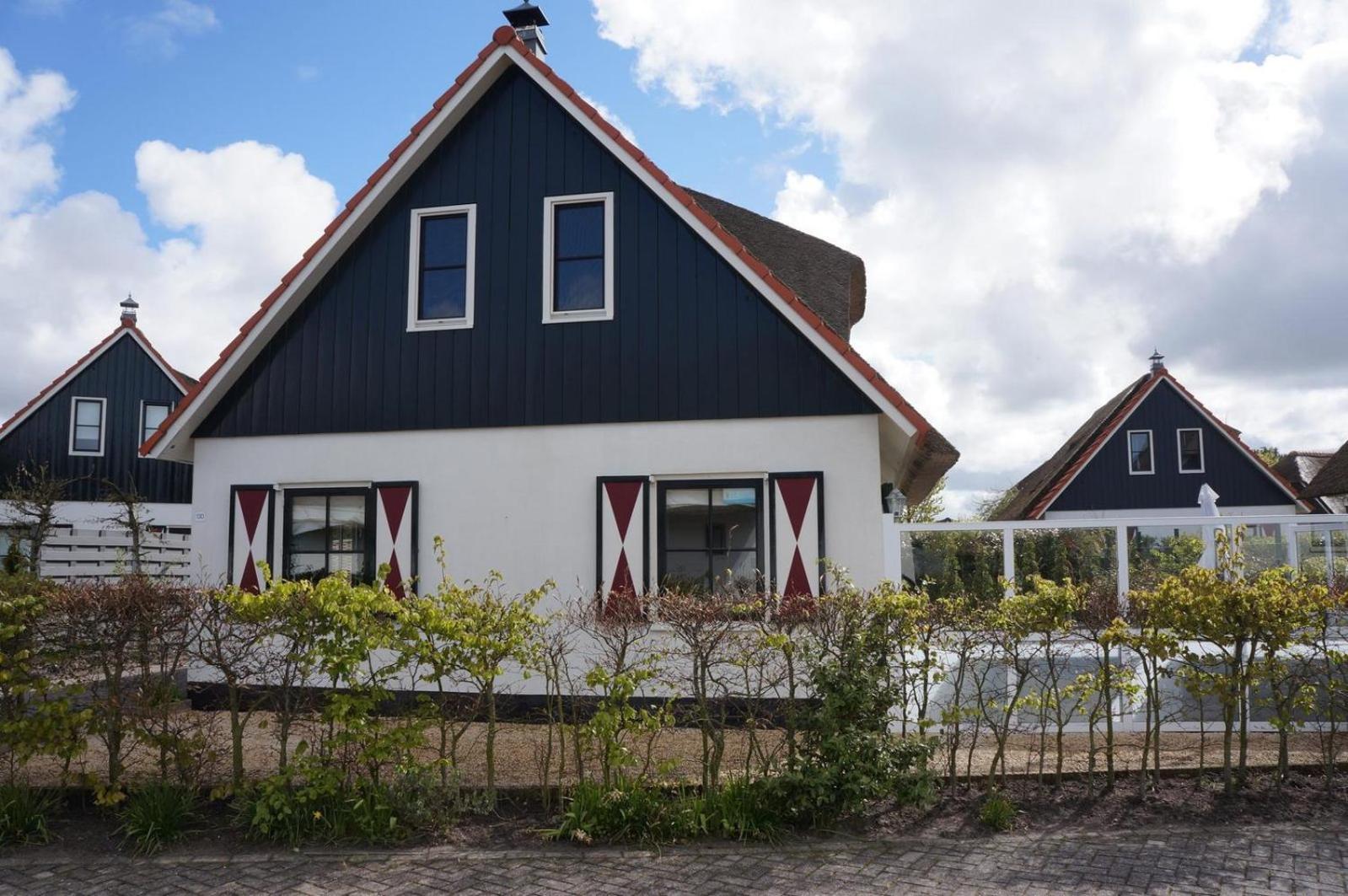 Villa Buiten 130 Met Sauna カラントスウオーフ エクステリア 写真