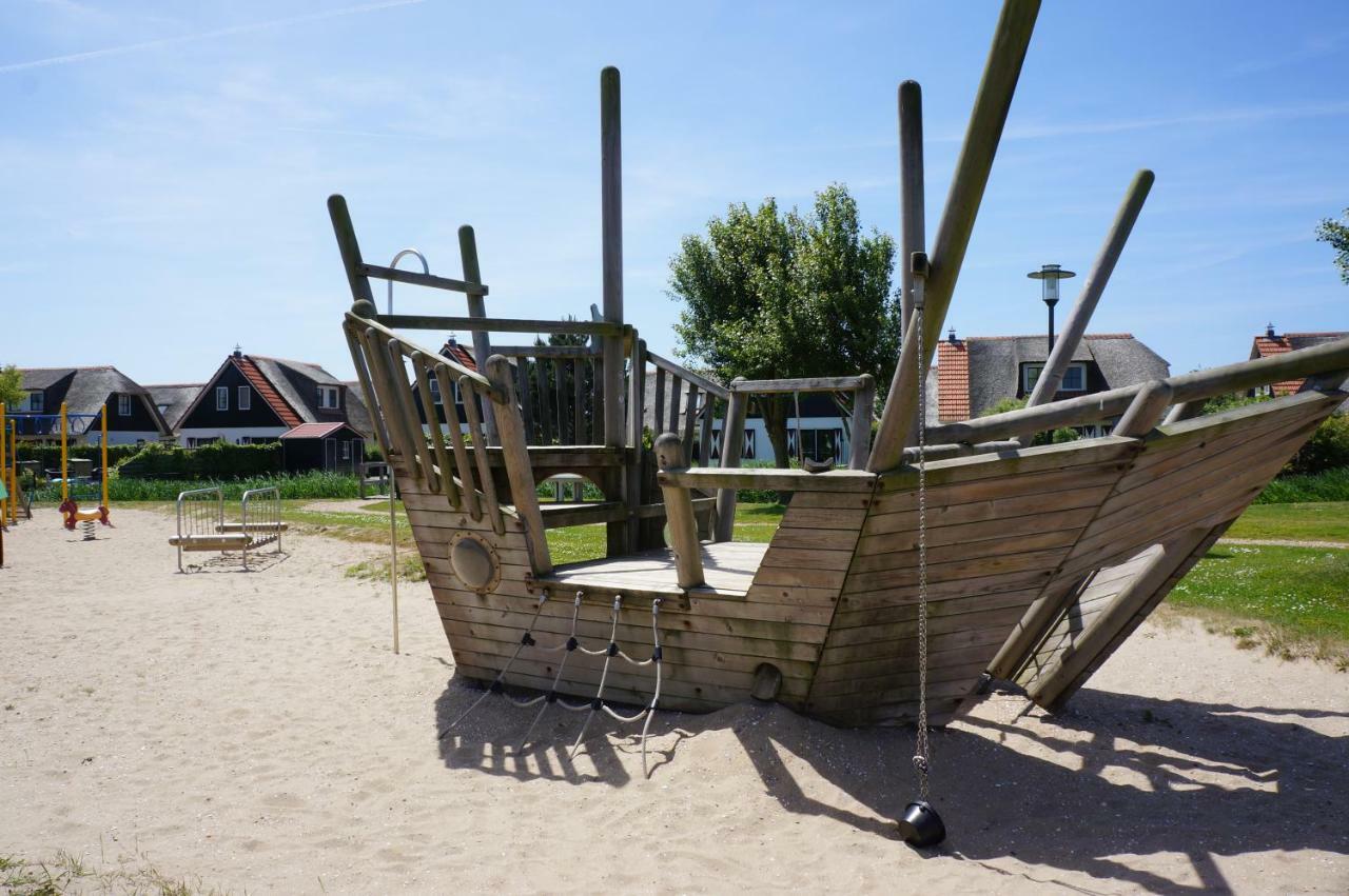 Villa Buiten 130 Met Sauna カラントスウオーフ エクステリア 写真